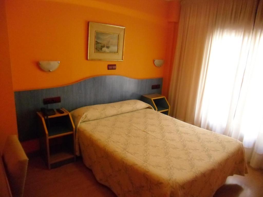 Hostal Don Suero León Pokoj fotografie