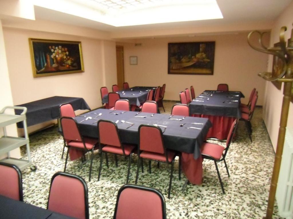 Hostal Don Suero León Exteriér fotografie